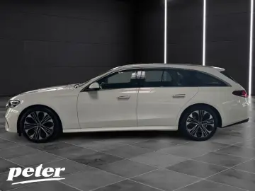 MERCEDES-BENZ E 220 d T Avantgarde Advanced LED Kamera AHK