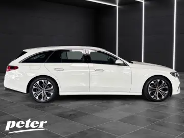 MERCEDES-BENZ E 220 d T Avantgarde Advanced LED Kamera AHK