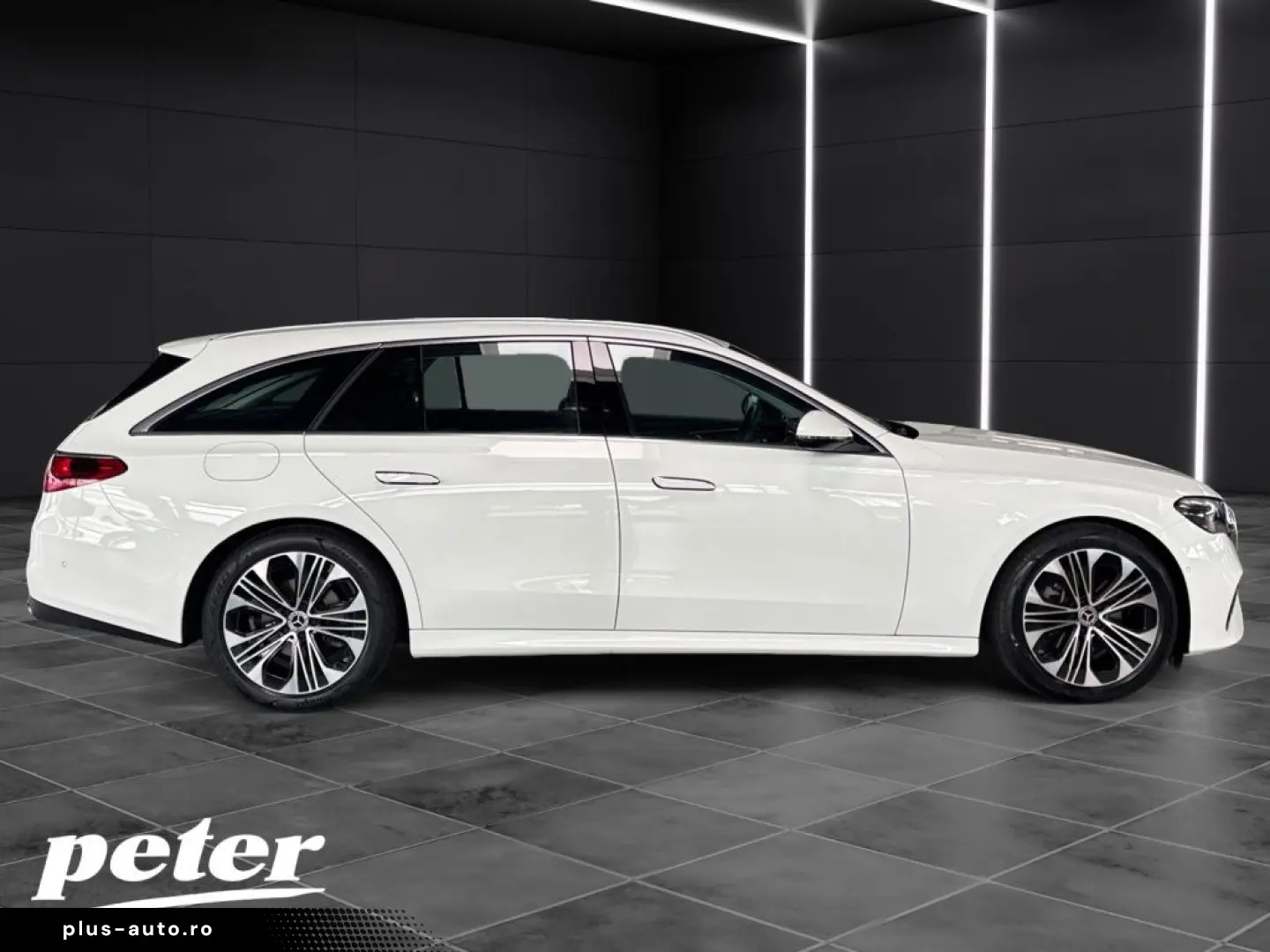 MERCEDES-BENZ Clasa E în leasing operațional MOOV