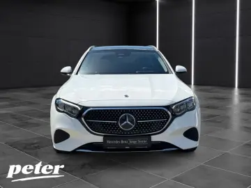 MERCEDES-BENZ E 220 d T Avantgarde Panorama-SD Distronic AHK