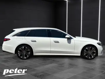 MERCEDES-BENZ E 220 d T Avantgarde Panorama-SD Distronic AHK