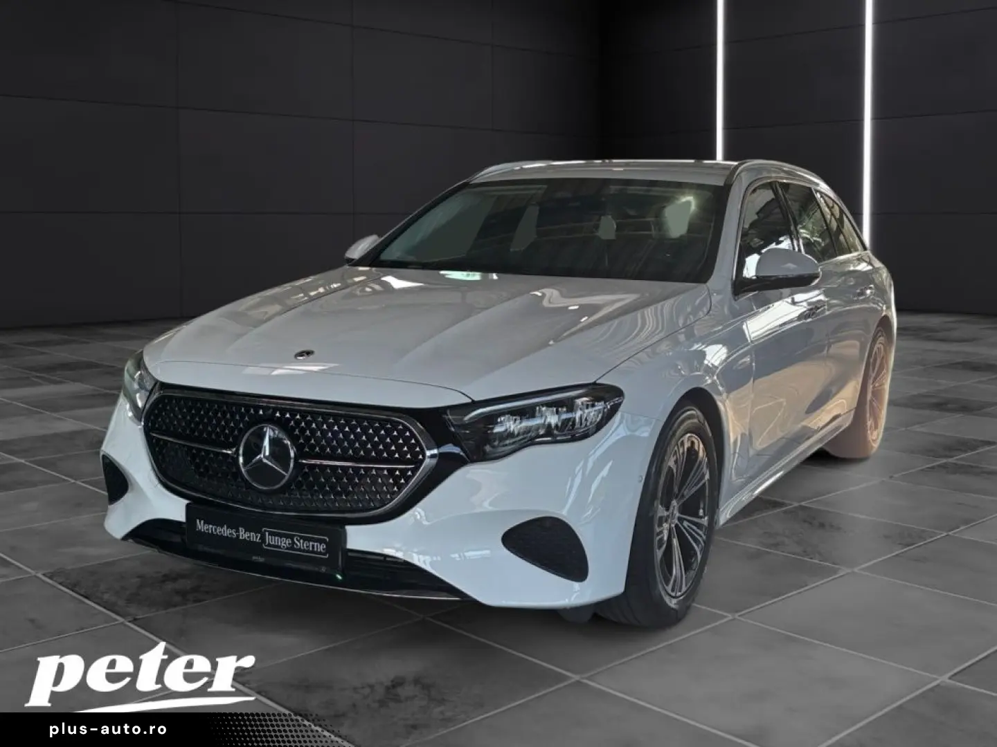 MERCEDES-BENZ E 220 d T Avantgarde Advanced LED Kamera AHK