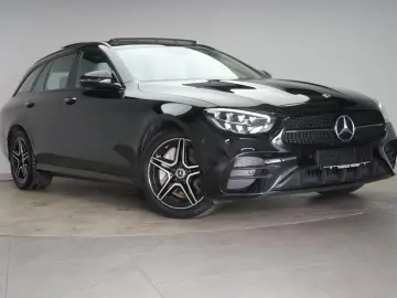 MERCEDES-BENZ E 300 e T 9G-Tronic AMG Kamera Pano Bu…