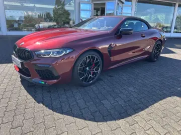 BMW M8 Competition Cabrio xDrive Laser TV Neck Heat