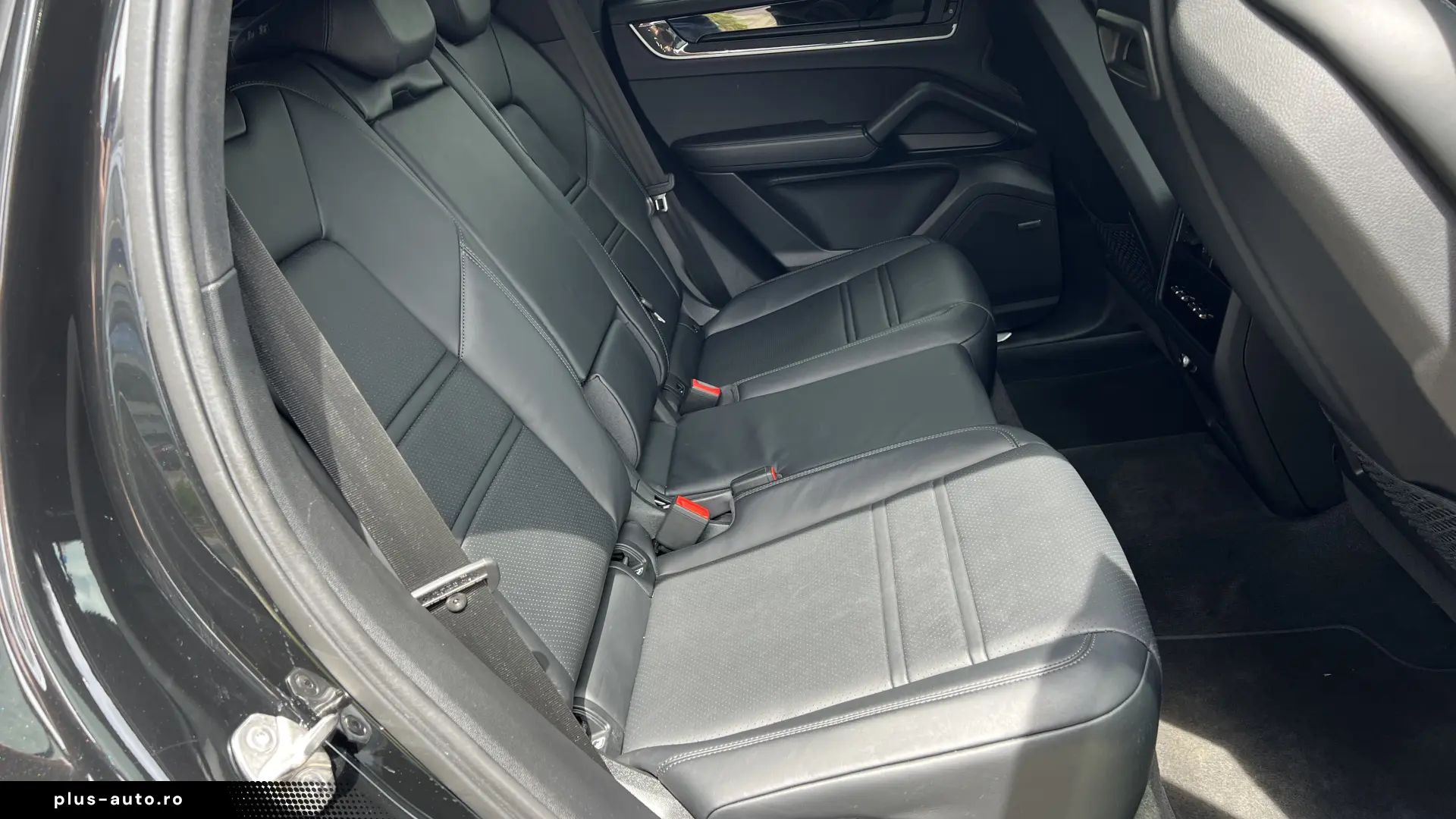 PORSCHE CAYENNE S