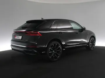 Audi Q8 50 TDI quattro competition plus