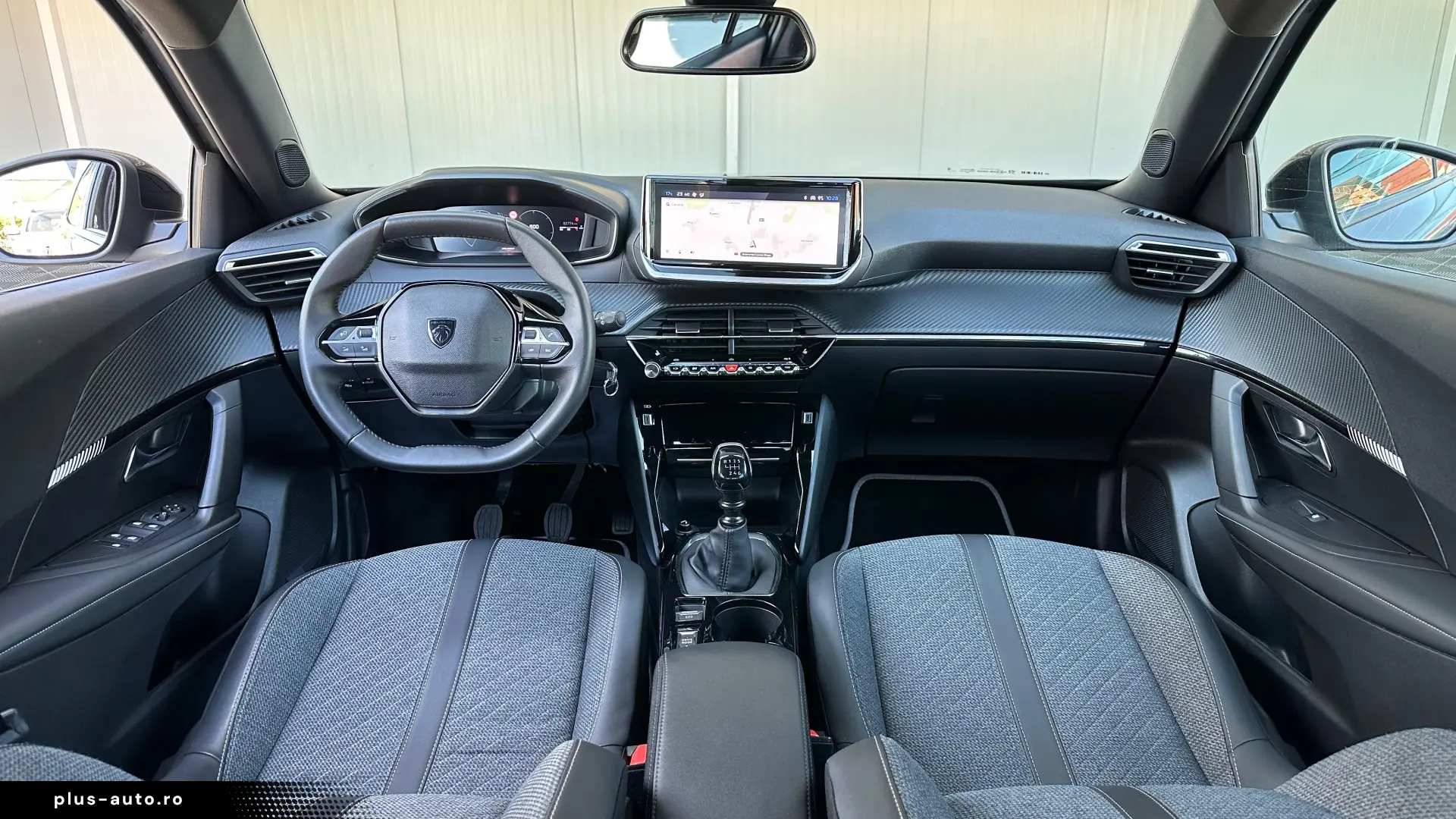 Peugeot 2008 1.2 Benzina 101 CP An 2024