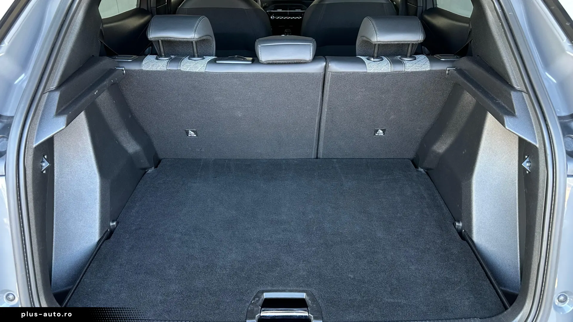 Peugeot 2008 1.2 Benzina 101 CP An 2024