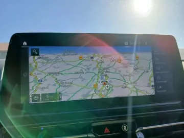 BMW M8 Competition Cabrio xDr. NP 209620.- Laser TV