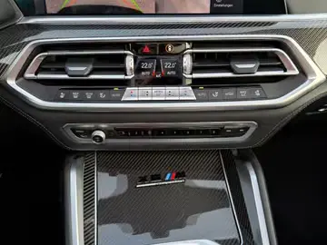 BMW X5 M Competition AKRAPOVIC CARBON