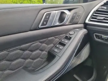 BMW X5 M Competition AKRAPOVIC CARBON