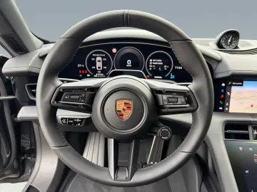 Porsche Taycan Black Edition