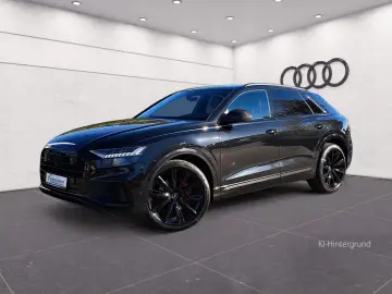 Audi Q8 55 TFSI quattro tiptr. S line PANO