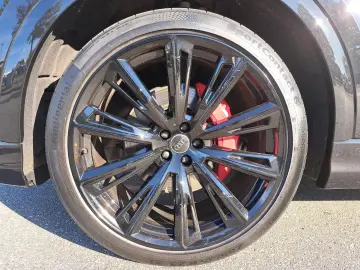 Audi Q8 55 TFSI quattro tiptr. S line PANO