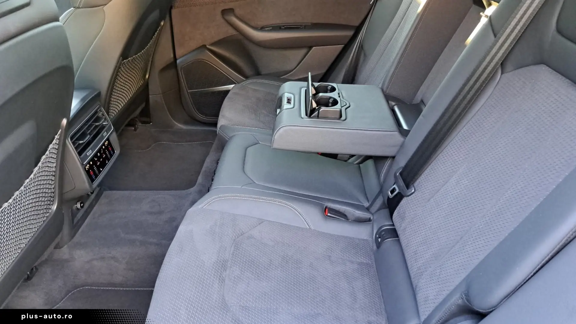Audi Q8 55 TFSI quattro tiptr. S line PANO