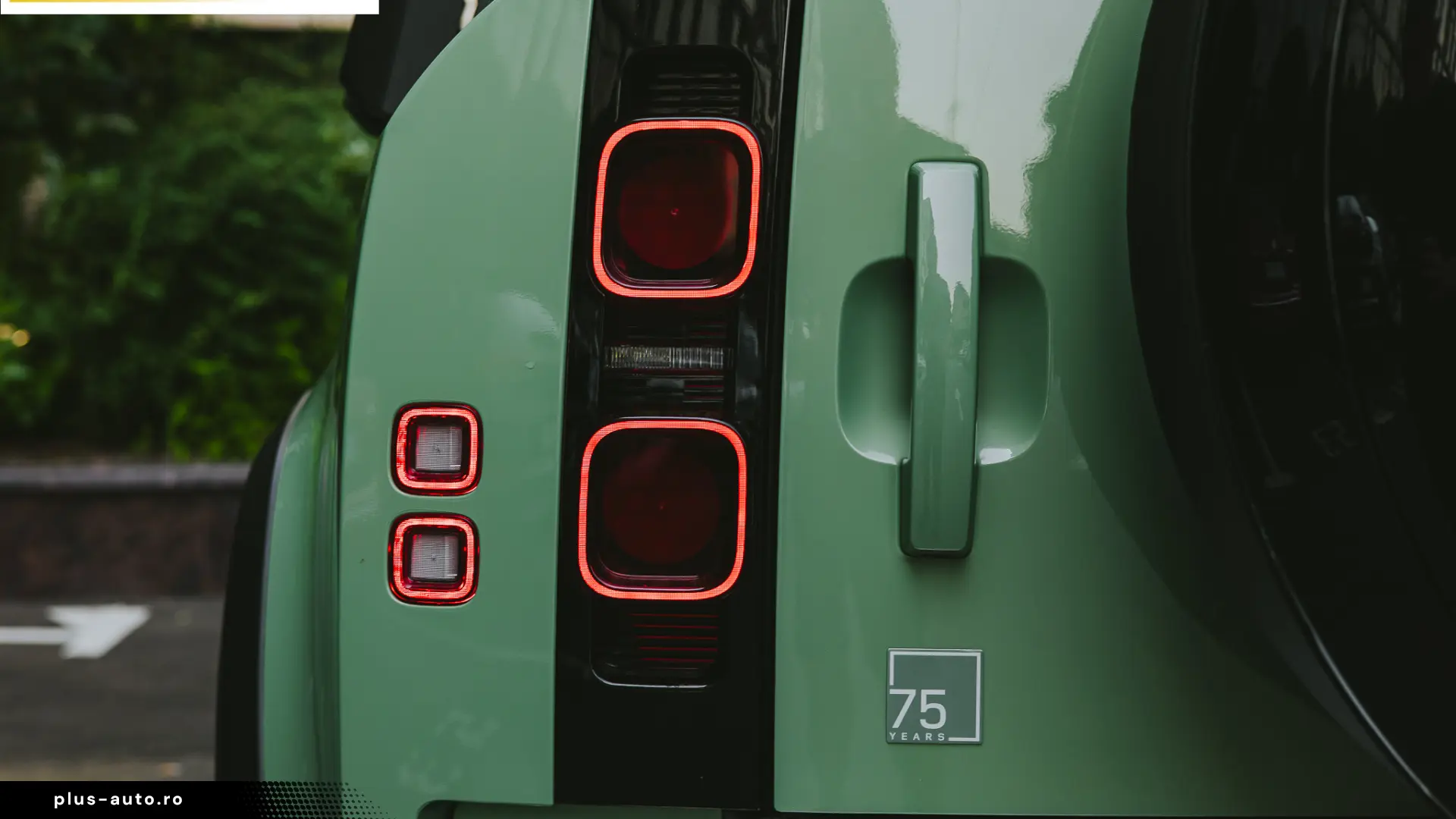 Land Rover Defender 75 EDITION