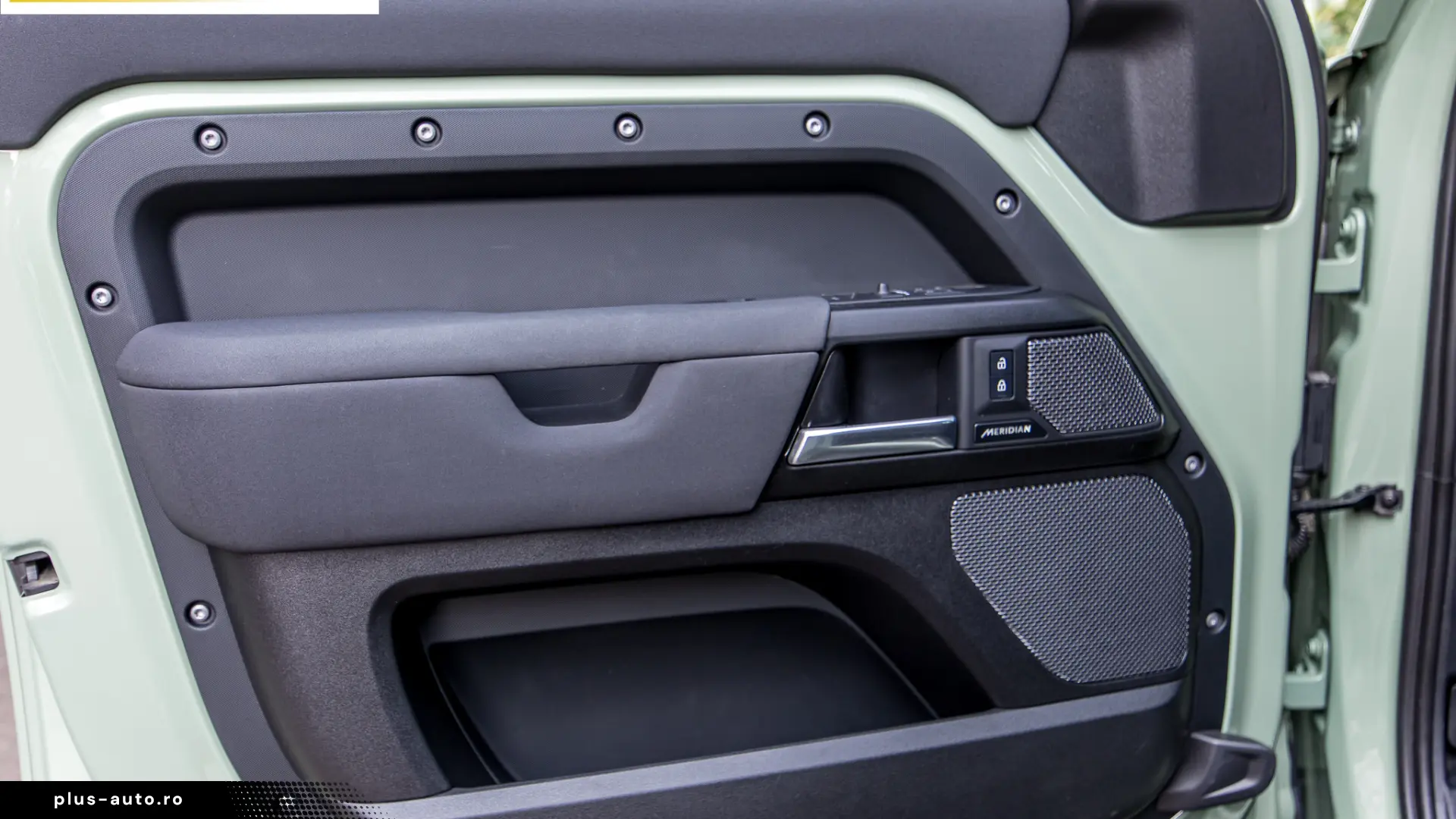 Land Rover Defender 75 EDITION