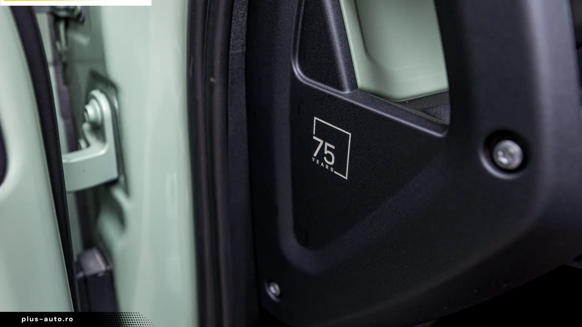 Land Rover Defender 75 EDITION