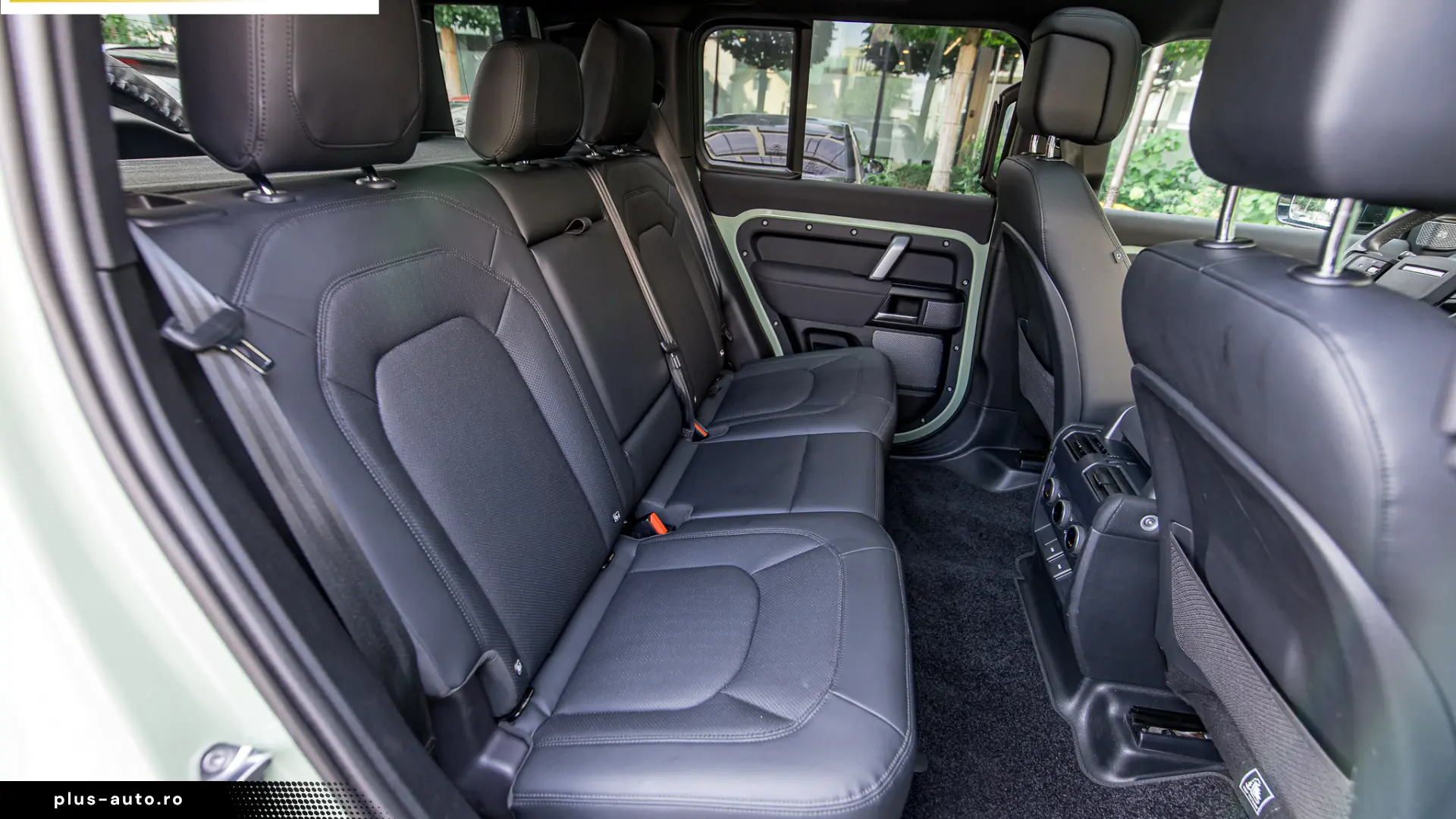 Land Rover Defender 75 EDITION
