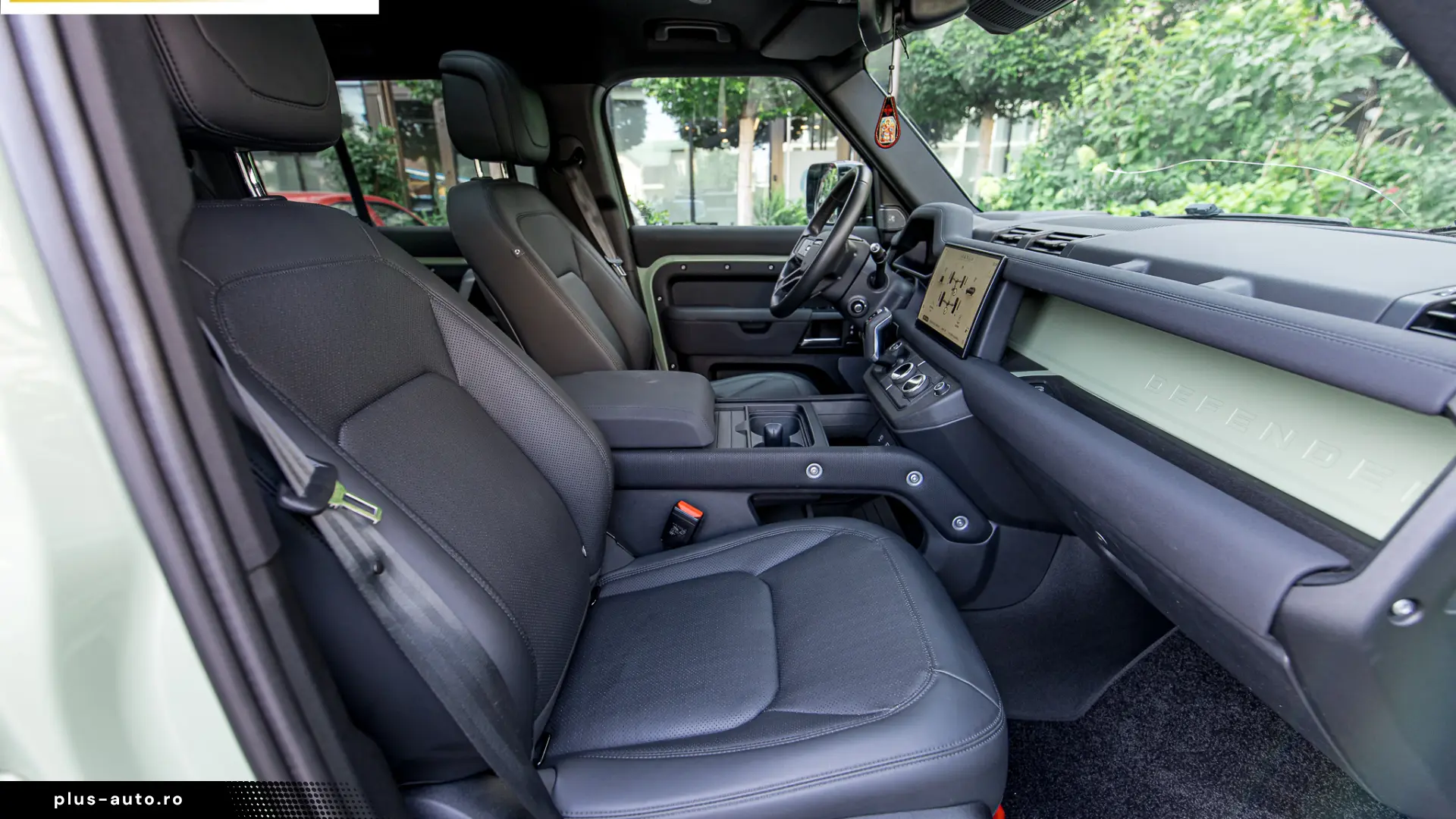Land Rover Defender 75 EDITION