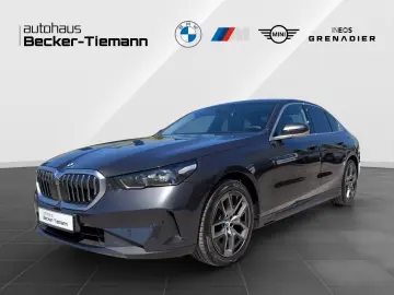 BMW 520i Limousine AHK Head-Up Pano
