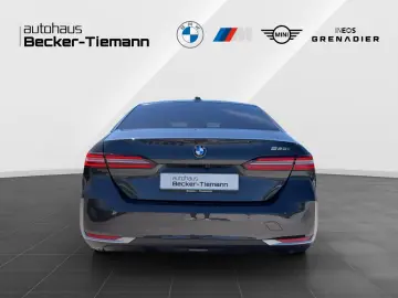 BMW 520i Limousine AHK Head-Up Pano