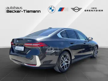 BMW 520i Limousine AHK Head-Up Pano