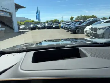 BMW 520i Limousine AHK Head-Up Pano