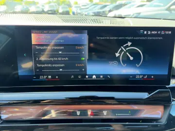 BMW 520i Limousine AHK Head-Up Pano