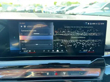 BMW 520i Limousine AHK Head-Up Pano