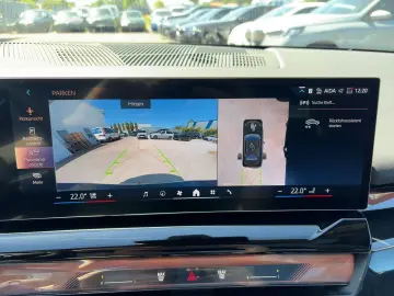 BMW 520i Limousine AHK Head-Up Pano