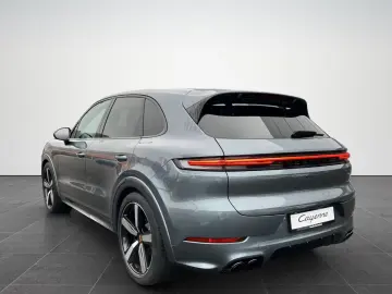 Porsche Cayenne Black Edition