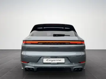 Porsche Cayenne Black Edition