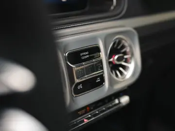 Mercedes-Benz G 63    TV   NIGHT   MY26