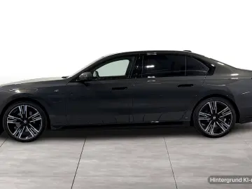 BMW 740 d xDrive M Sportpaket Pro