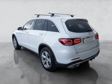 Mercedes-Benz GLC 300 4MATIC  2 SETURI ROTI