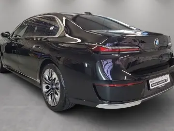 BMW 740 d xDrive Standheizung Massage