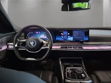 BMW 740 d xDrive Standheizung Massage