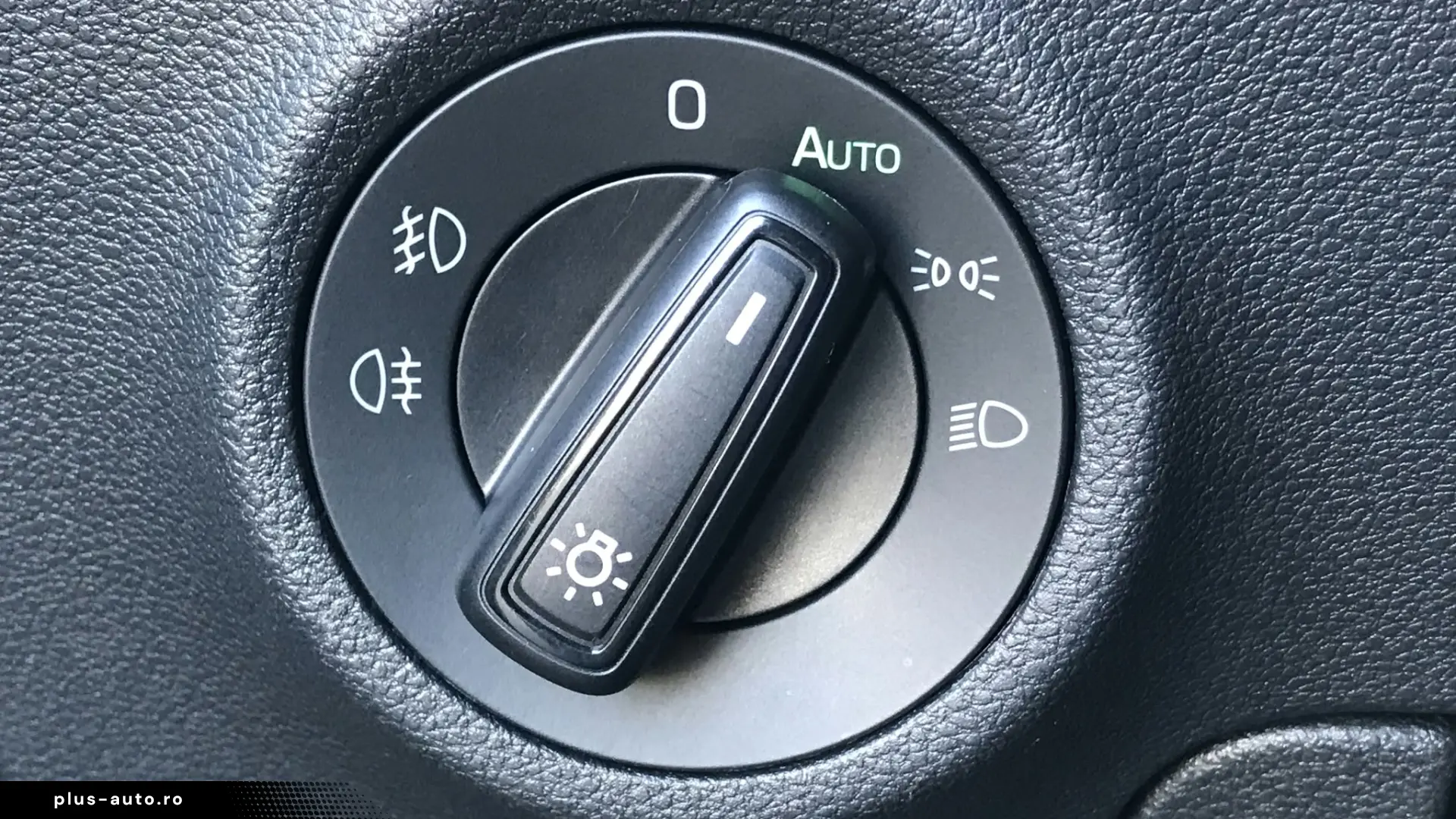 SKODA KAROQ 2.0 TDI 4x4 DSG Ambition