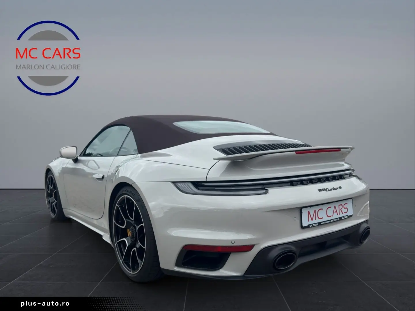 PORSCHE 911 în leasing operațional MOOV