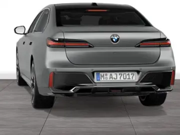 BMW 740d xDrive Limousine M Sport Pro Standheizung B