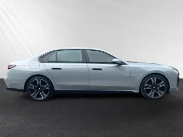 BMW 740 d xDrive M Sport