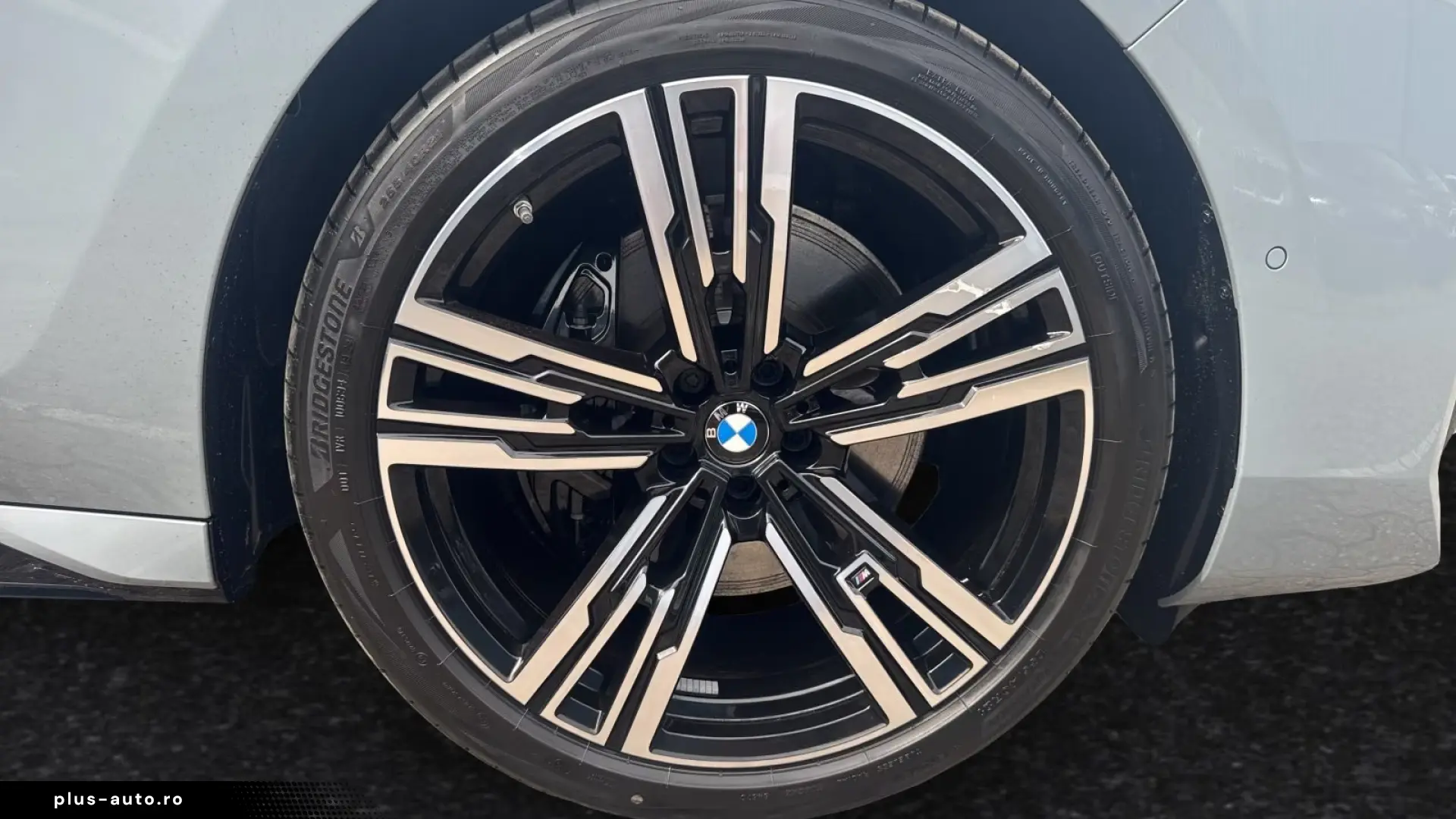 BMW Seria 7 în leasing operațional MOOV