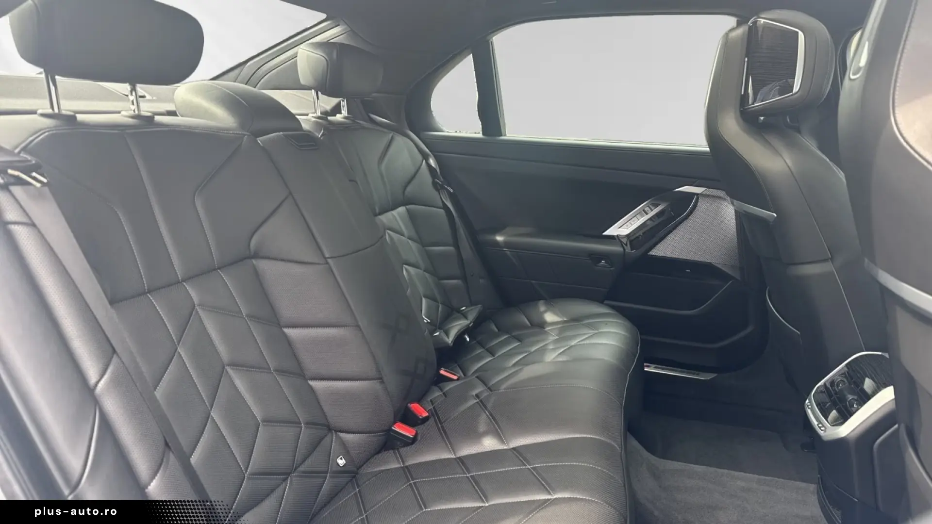 BMW Seria 7 în leasing operațional MOOV