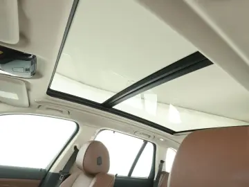 BMW xDrive 40i Mild-Hybrid