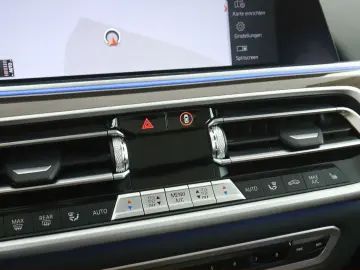 BMW xDrive 40i Mild-Hybrid