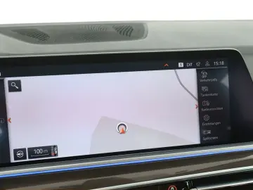 BMW xDrive 40i Mild-Hybrid