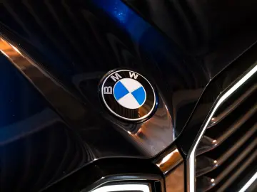 BMW XM voll