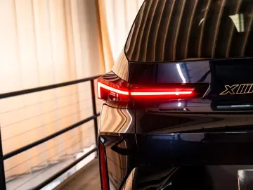 BMW XM voll