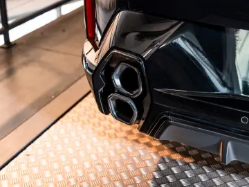 BMW XM voll
